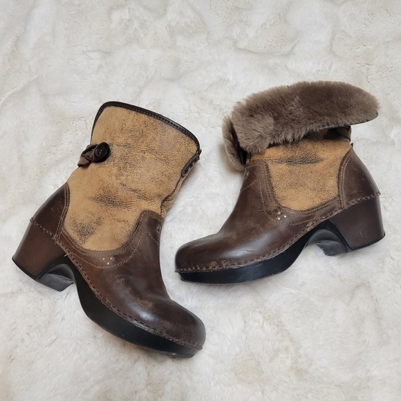 Dansko Shoes - Dansko Stormy Fold Over Leather Boots 38 7.5 8 Shearling Leather Dark Brown Clog
